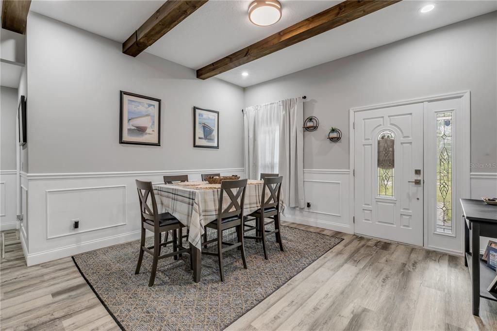 For Sale: $460,000 (3 beds, 2 baths, 1607 Square Feet)