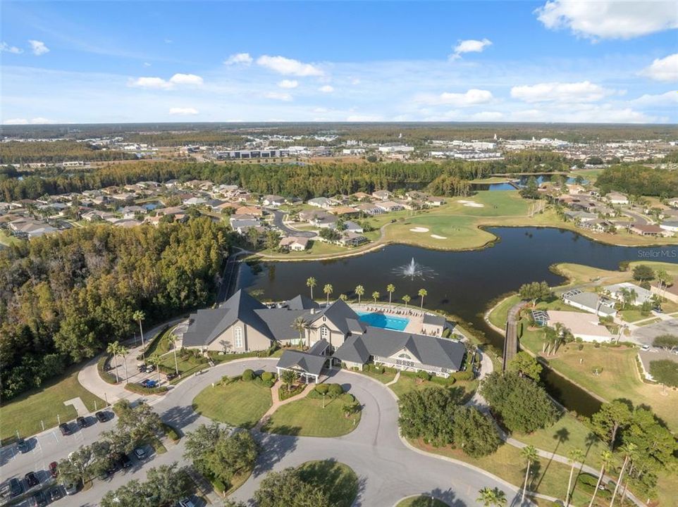 En Venta: $419,900 (3 camas, 2 baños, 2032 Pies cuadrados)