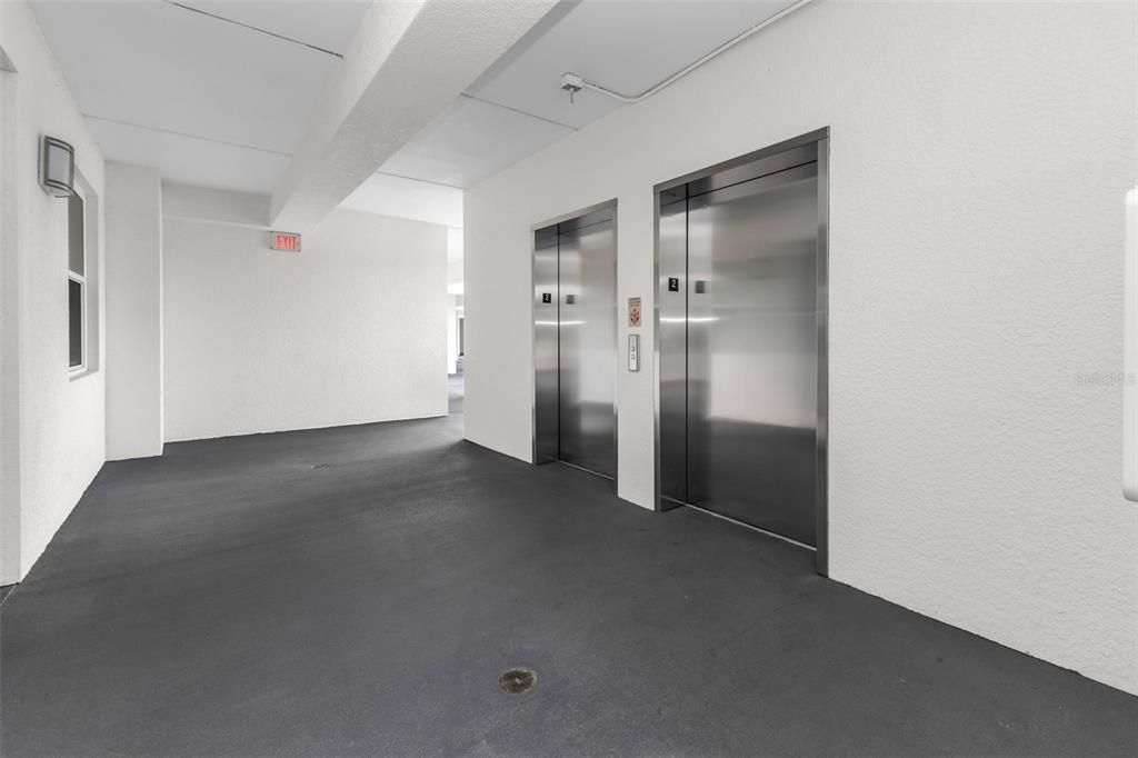For Sale: $599,000 (2 beds, 2 baths, 1642 Square Feet)