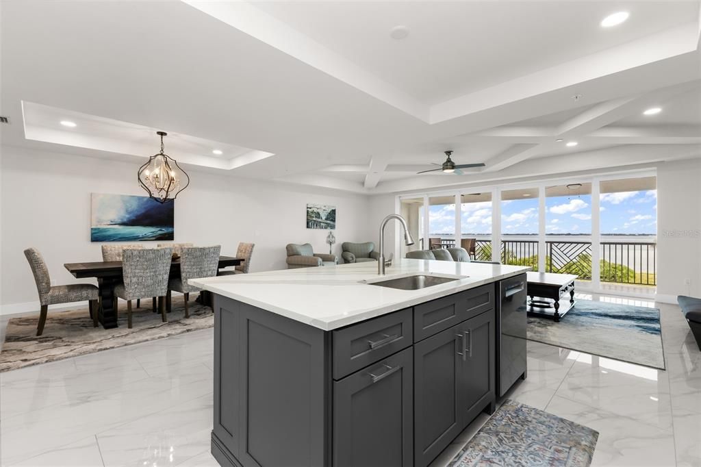 For Sale: $599,000 (2 beds, 2 baths, 1642 Square Feet)