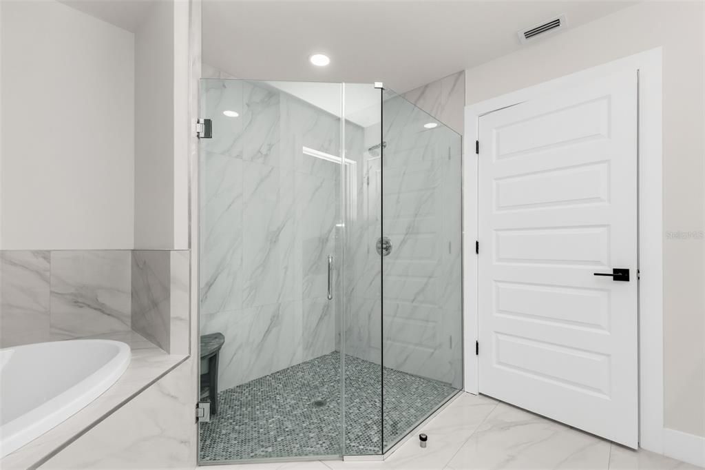 For Sale: $599,000 (2 beds, 2 baths, 1642 Square Feet)
