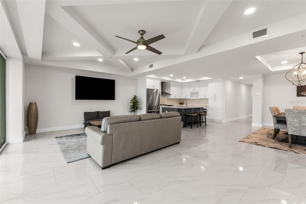 For Sale: $599,000 (2 beds, 2 baths, 1642 Square Feet)