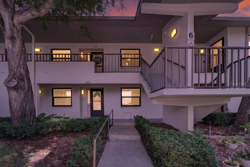 En Venta: $239,000 (2 camas, 2 baños, 1140 Pies cuadrados)