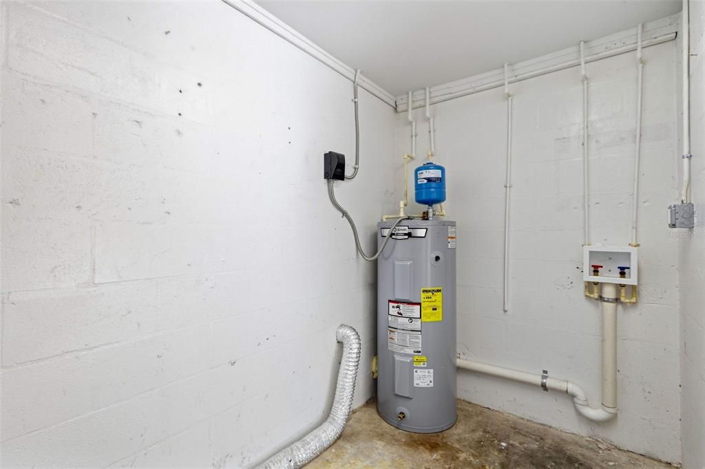 На продажу: $179,900 (3 спален, 1 ванн, 936 Квадратных фут)