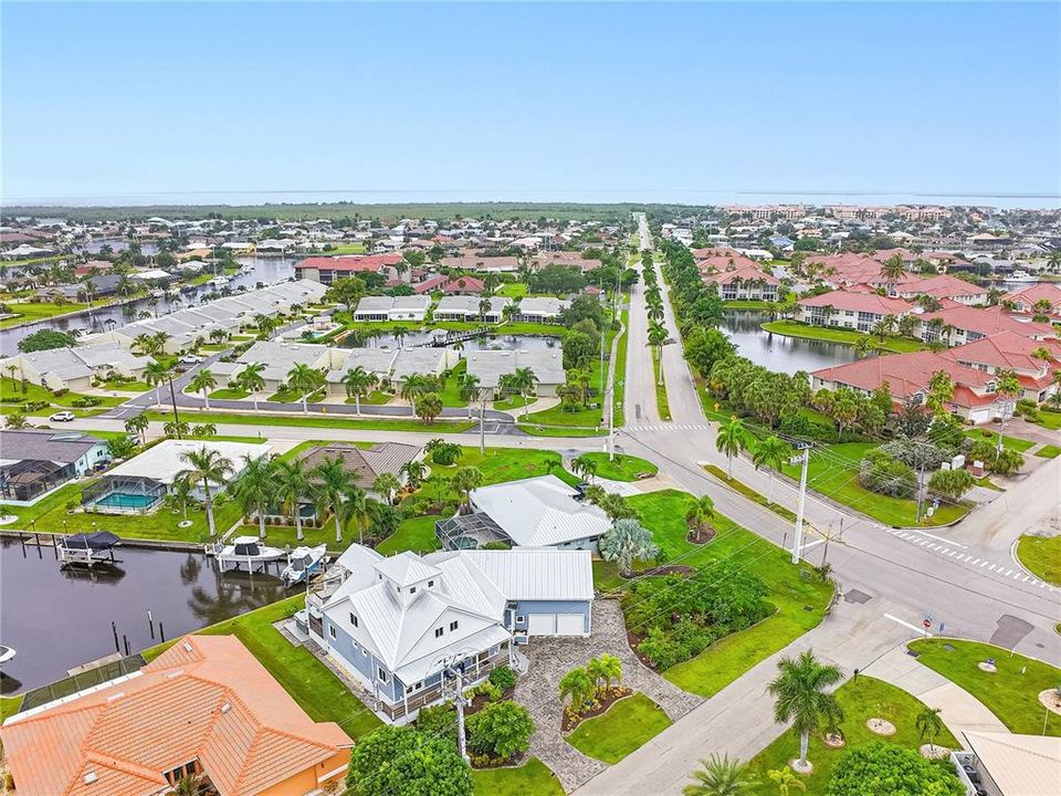 На продажу: $1,200,000 (3 спален, 4 ванн, 3738 Квадратных фут)