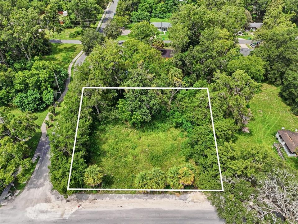 待售: $125,000 (0.47 acres)