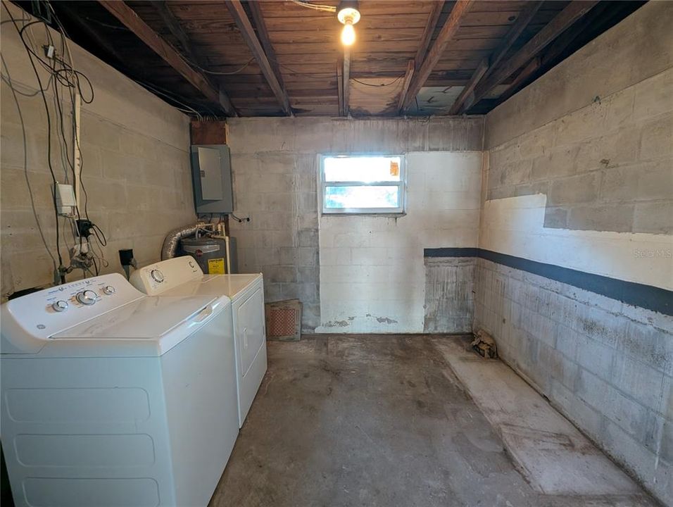 На продажу: $389,900 (3 спален, 2 ванн, 1548 Квадратных фут)