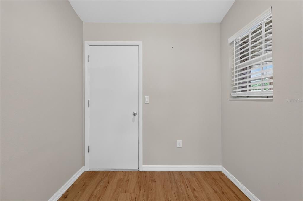 En Venta: $229,900 (2 camas, 2 baños, 1210 Pies cuadrados)