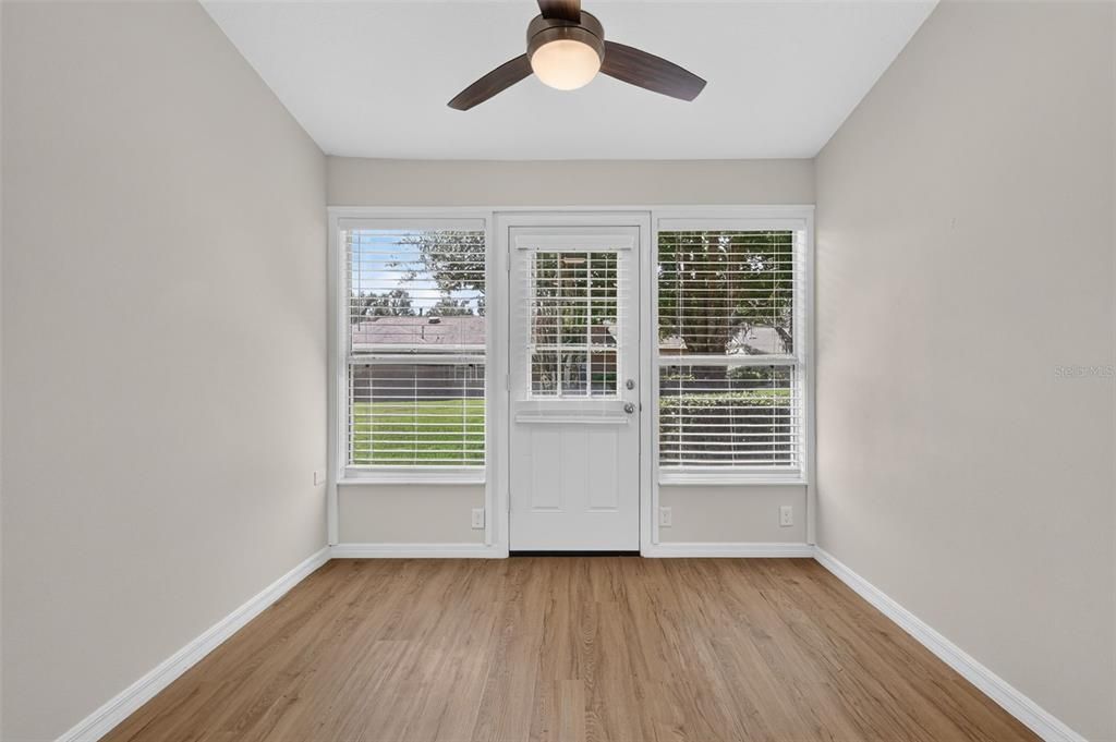 En Venta: $229,900 (2 camas, 2 baños, 1210 Pies cuadrados)