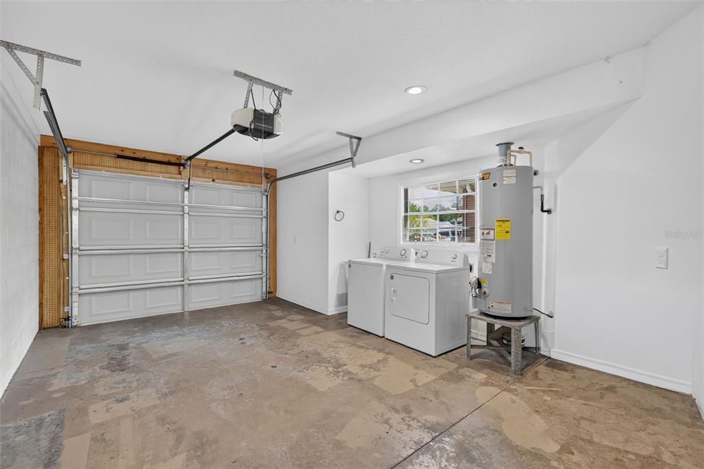 En Venta: $229,900 (2 camas, 2 baños, 1210 Pies cuadrados)