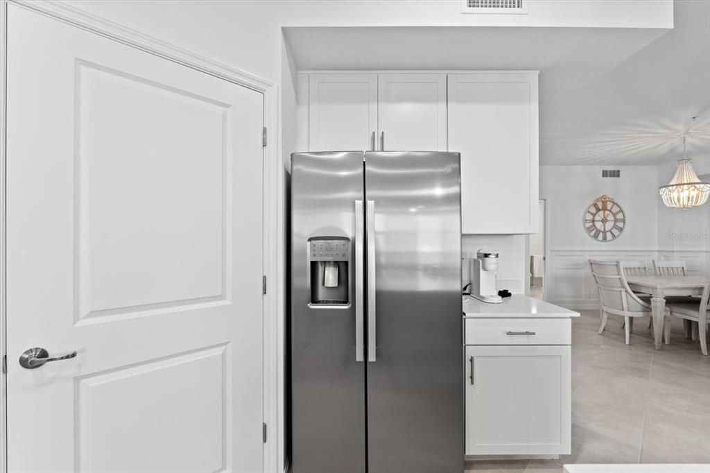 For Rent: $2,800 (3 beds, 2 baths, 1741 Square Feet)