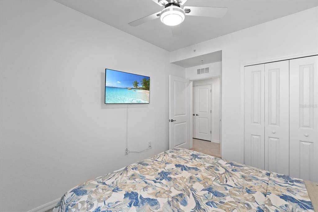 For Rent: $2,800 (3 beds, 2 baths, 1741 Square Feet)