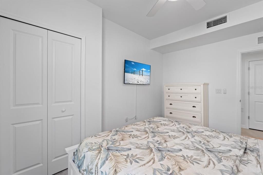 For Rent: $2,800 (3 beds, 2 baths, 1741 Square Feet)