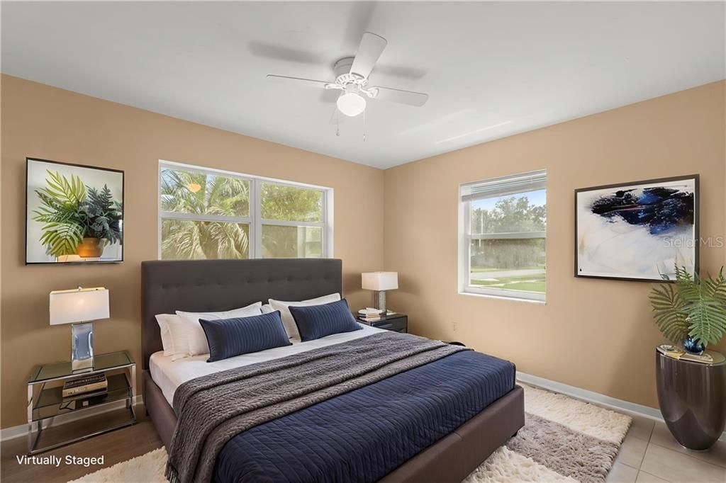 For Sale: $189,900 (2 beds, 1 baths, 990 Square Feet)