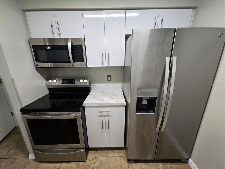 For Rent: $1,600 (2 beds, 2 baths, 851 Square Feet)