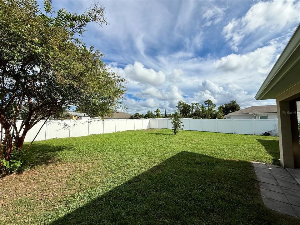 En Venta: $289,000 (4 camas, 2 baños, 1859 Pies cuadrados)