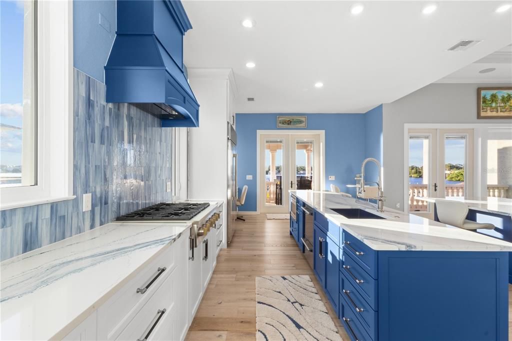 For Sale: $3,875,000 (3 beds, 3 baths, 2776 Square Feet)