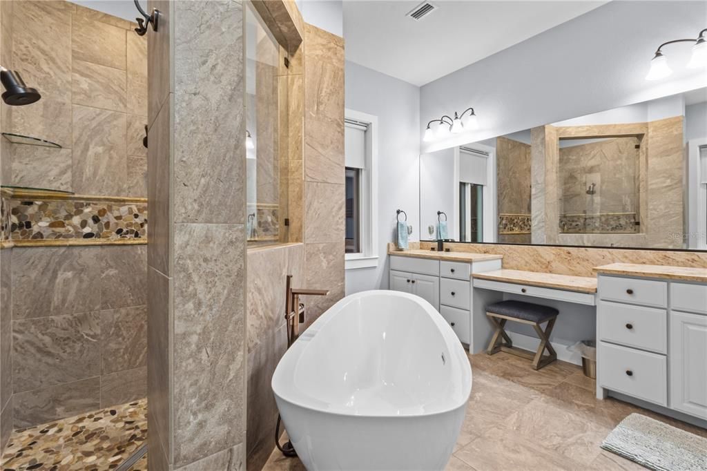 For Sale: $3,875,000 (3 beds, 3 baths, 2776 Square Feet)