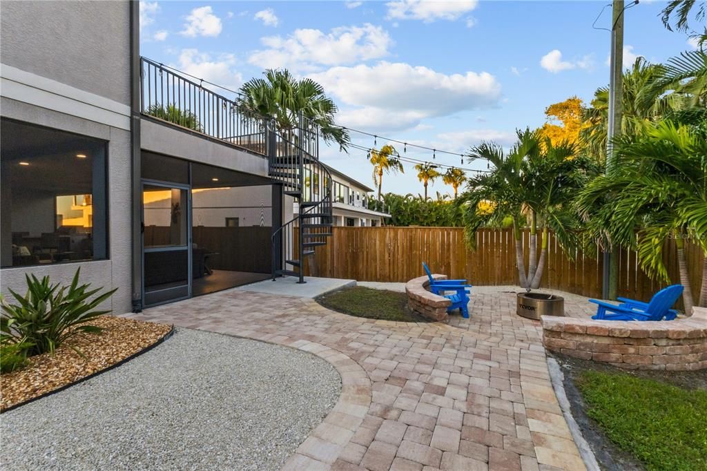 For Sale: $3,875,000 (3 beds, 3 baths, 2776 Square Feet)
