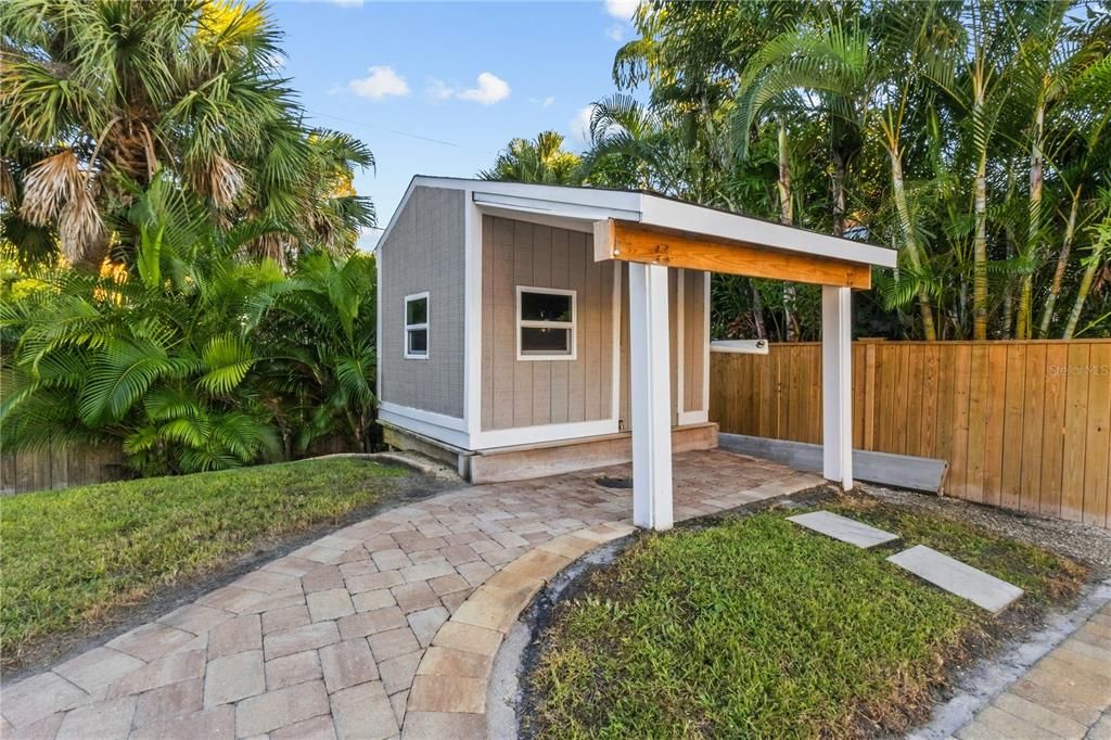 For Sale: $3,875,000 (3 beds, 3 baths, 2776 Square Feet)