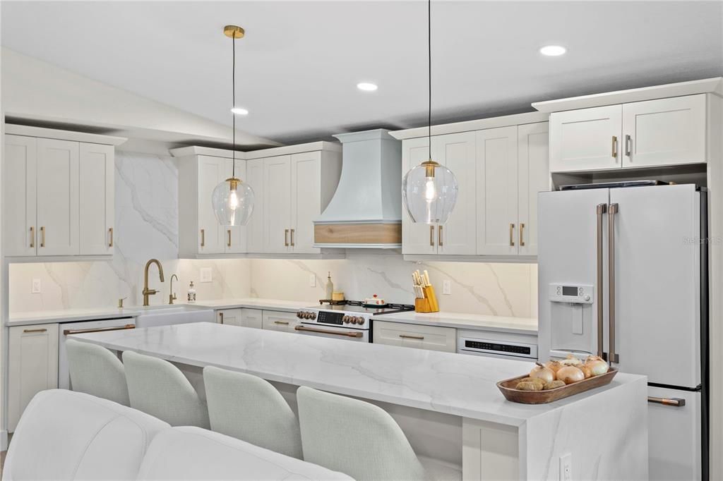For Sale: $625,000 (4 beds, 3 baths, 1792 Square Feet)