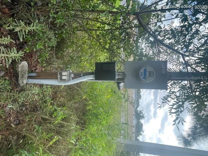 На продажу: $225,000 (1.48 acres)