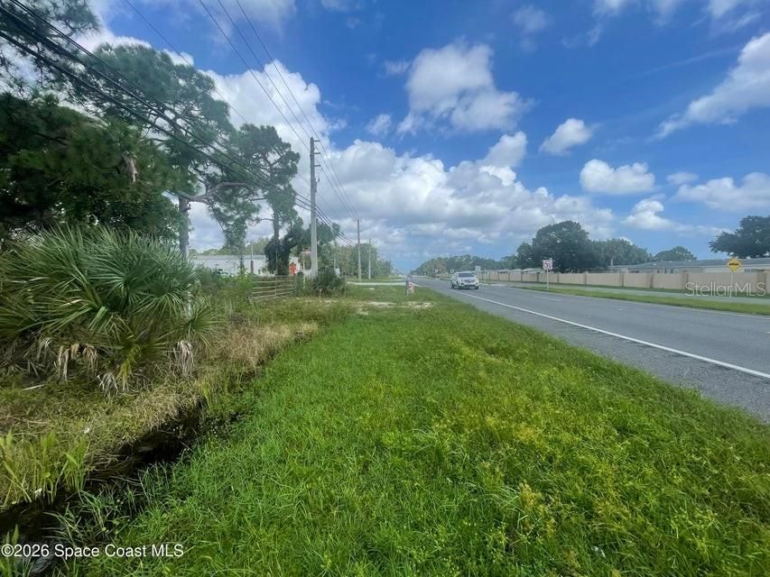 На продажу: $225,000 (1.48 acres)