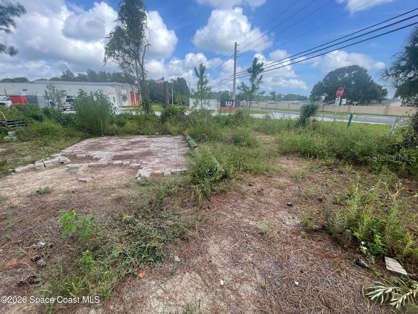 На продажу: $225,000 (1.48 acres)