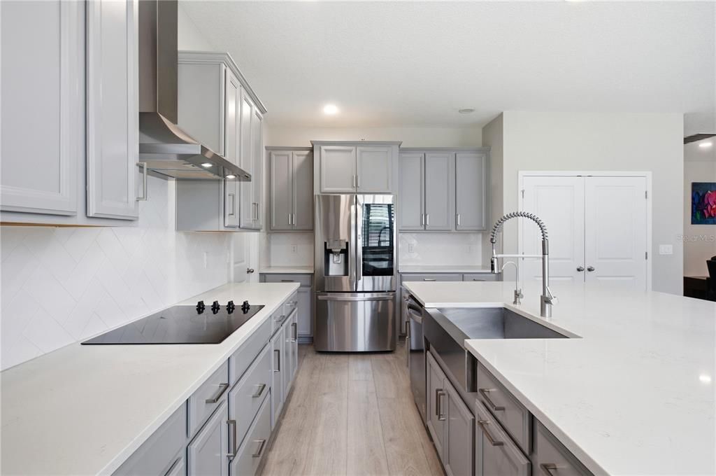 For Sale: $775,000 (5 beds, 3 baths, 3273 Square Feet)
