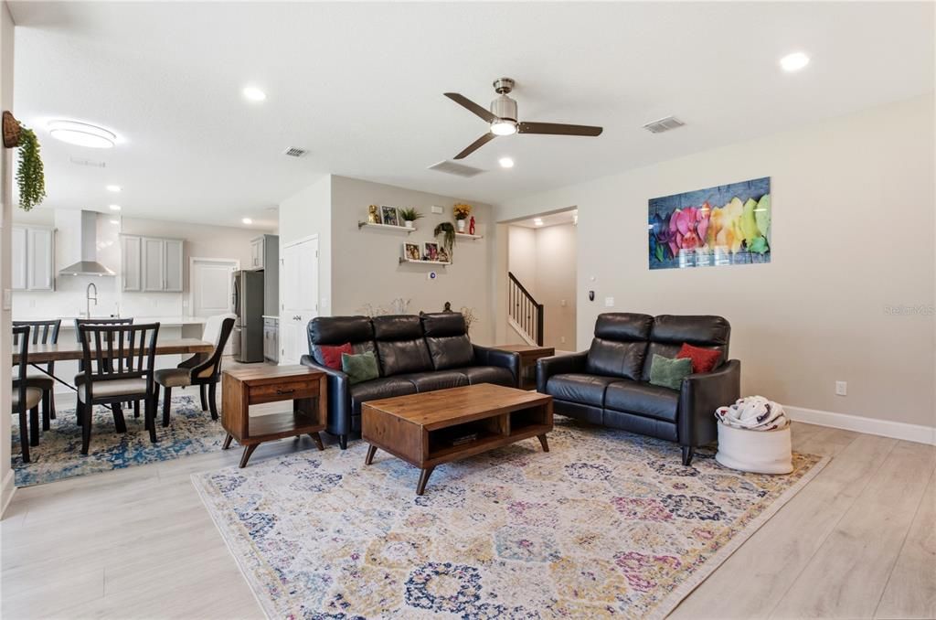 For Sale: $775,000 (5 beds, 3 baths, 3273 Square Feet)
