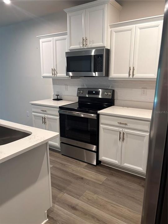 For Rent: $2,295 (3 beds, 2 baths, 1532 Square Feet)
