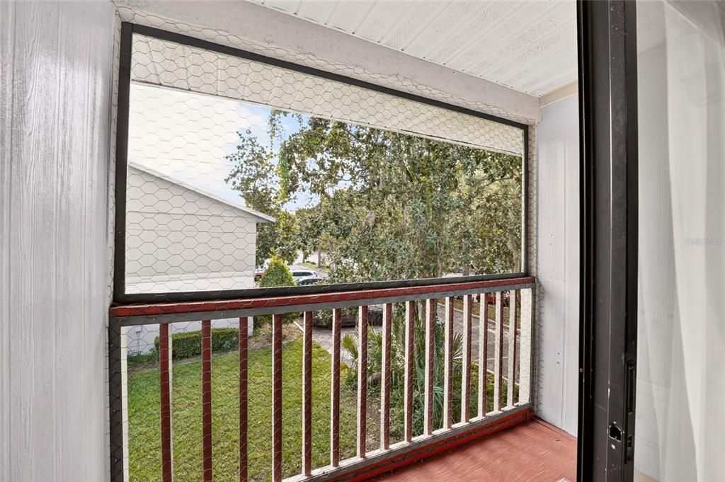 For Sale: $159,900 (2 beds, 2 baths, 1256 Square Feet)