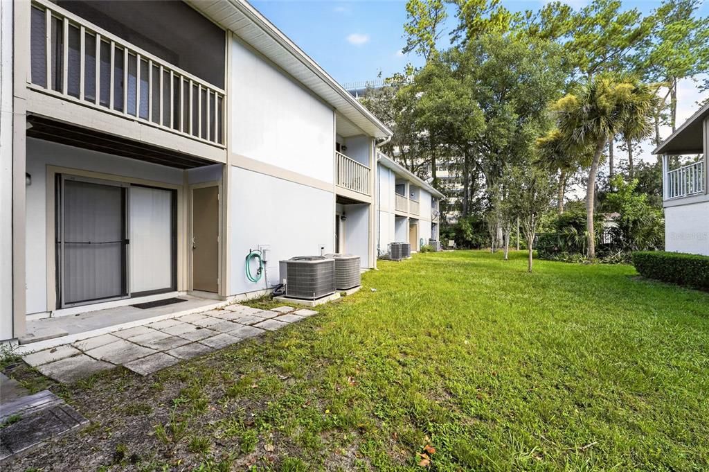 For Sale: $159,900 (2 beds, 2 baths, 1256 Square Feet)