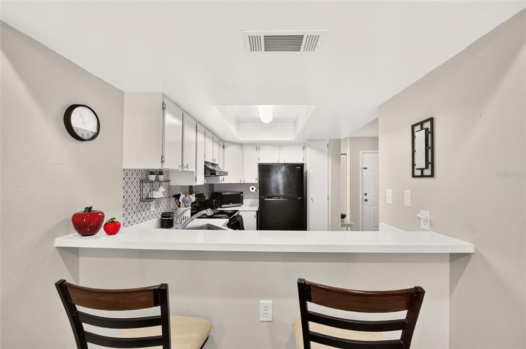 For Sale: $159,900 (2 beds, 2 baths, 1256 Square Feet)