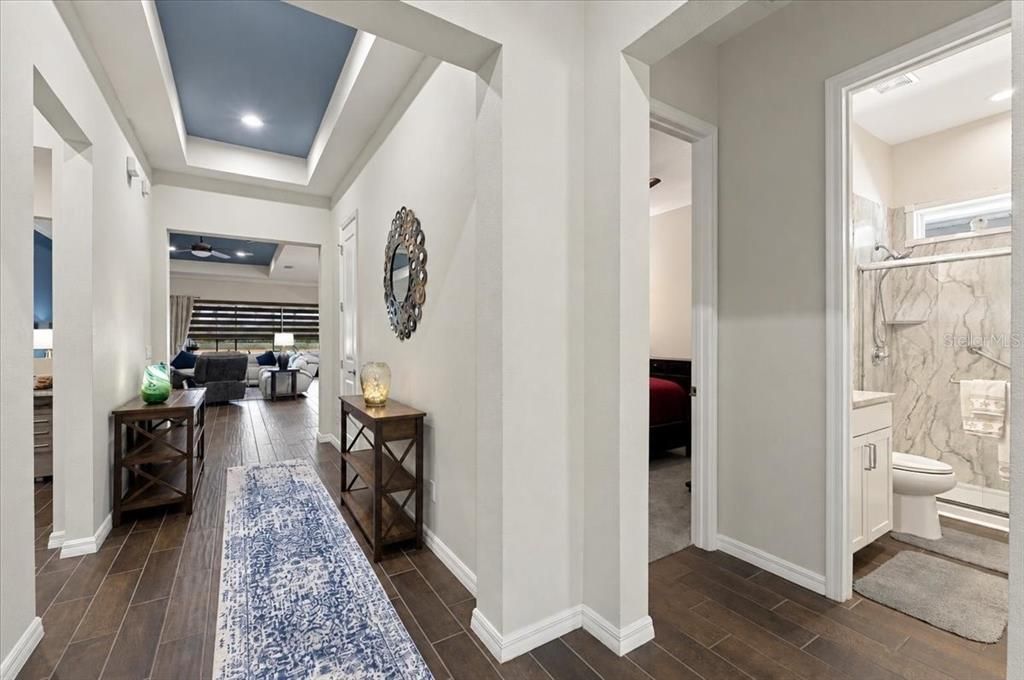 En Venta: $575,000 (3 camas, 2 baños, 2202 Pies cuadrados)