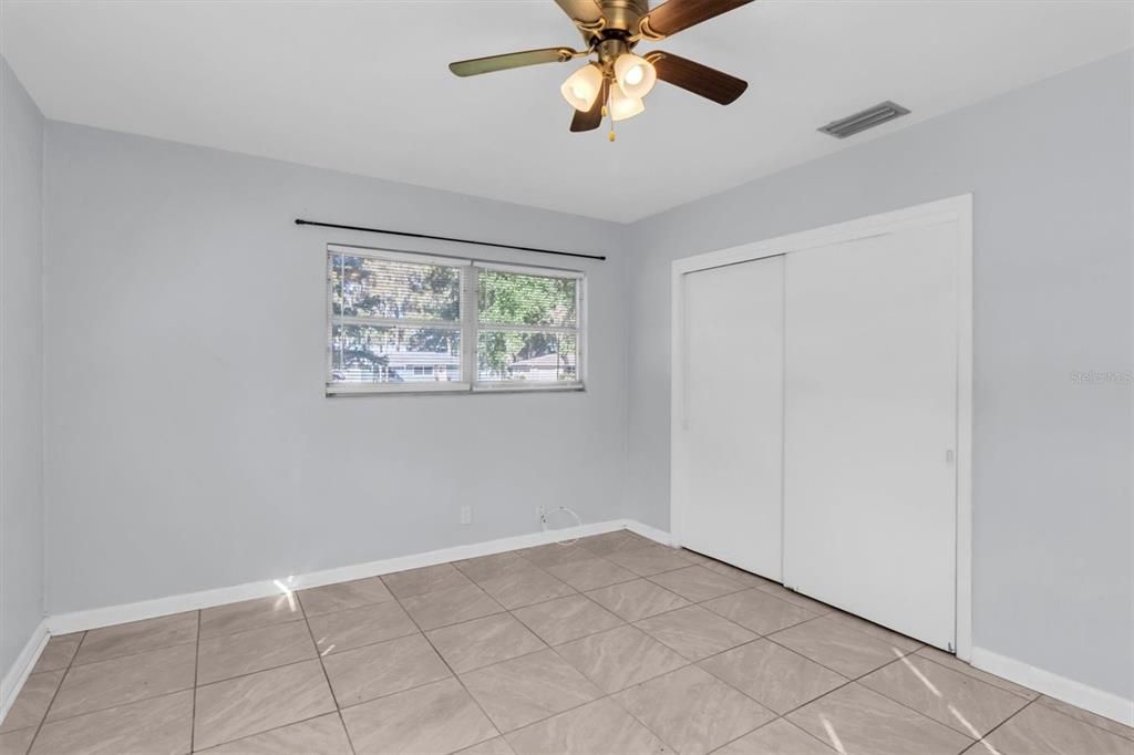 На продажу: $299,500 (4 спален, 2 ванн, 1885 Квадратных фут)