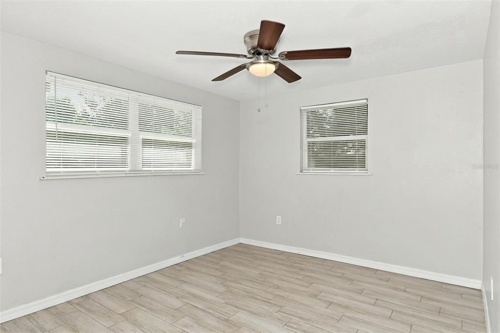 For Rent: $1,655 (3 beds, 1 baths, 1000 Square Feet)