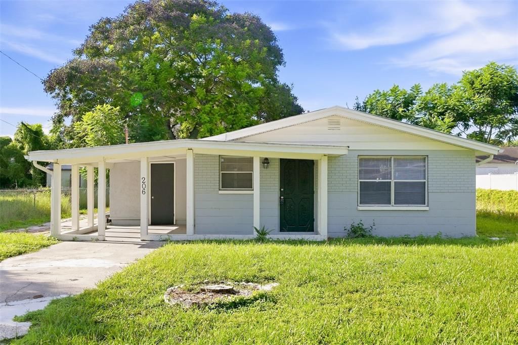 For Rent: $1,655 (3 beds, 1 baths, 1000 Square Feet)