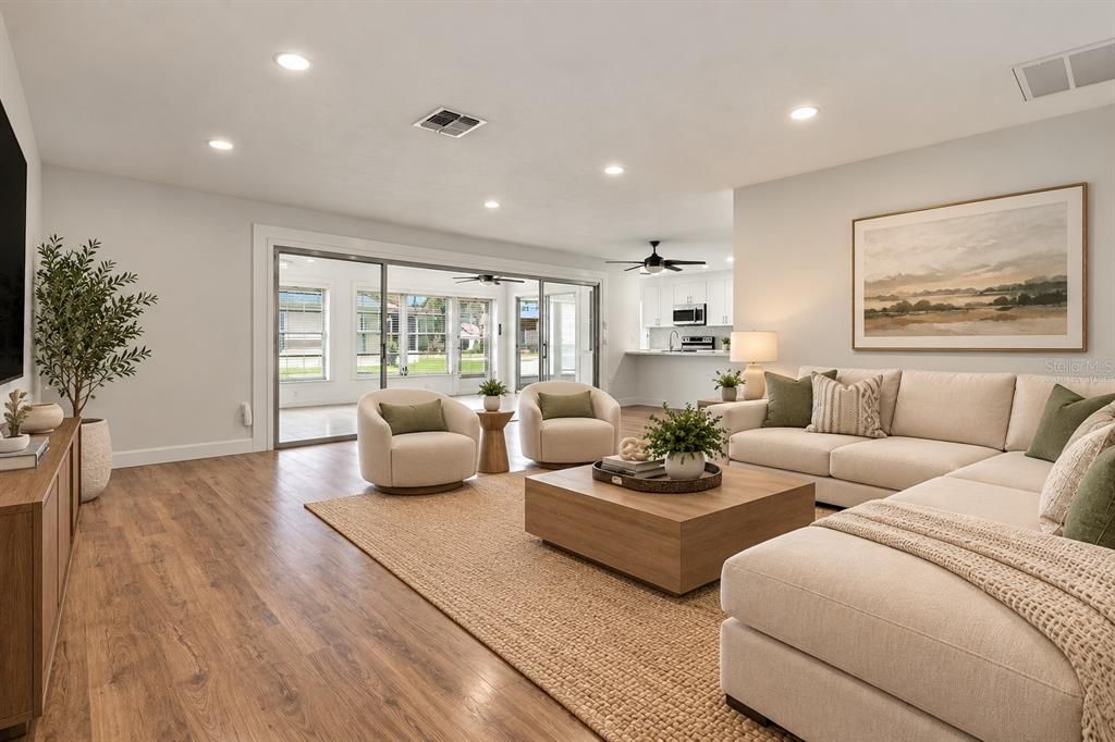 For Sale: $320,000 (2 beds, 2 baths, 1646 Square Feet)