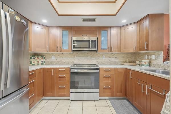 En Venta: $220,000 (2 camas, 2 baños, 1100 Pies cuadrados)