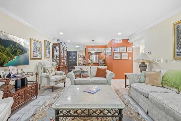 En Venta: $220,000 (2 camas, 2 baños, 1100 Pies cuadrados)