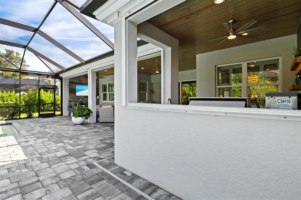 En Venta: $1,165,000 (3 camas, 3 baños, 2908 Pies cuadrados)