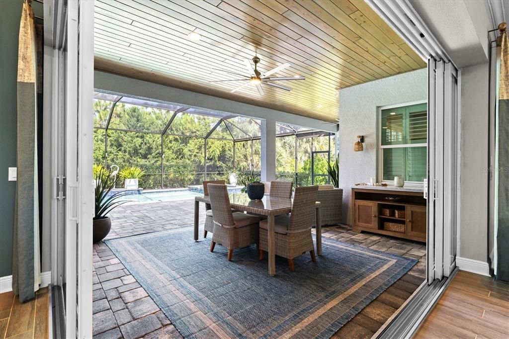 En Venta: $1,165,000 (3 camas, 3 baños, 2908 Pies cuadrados)