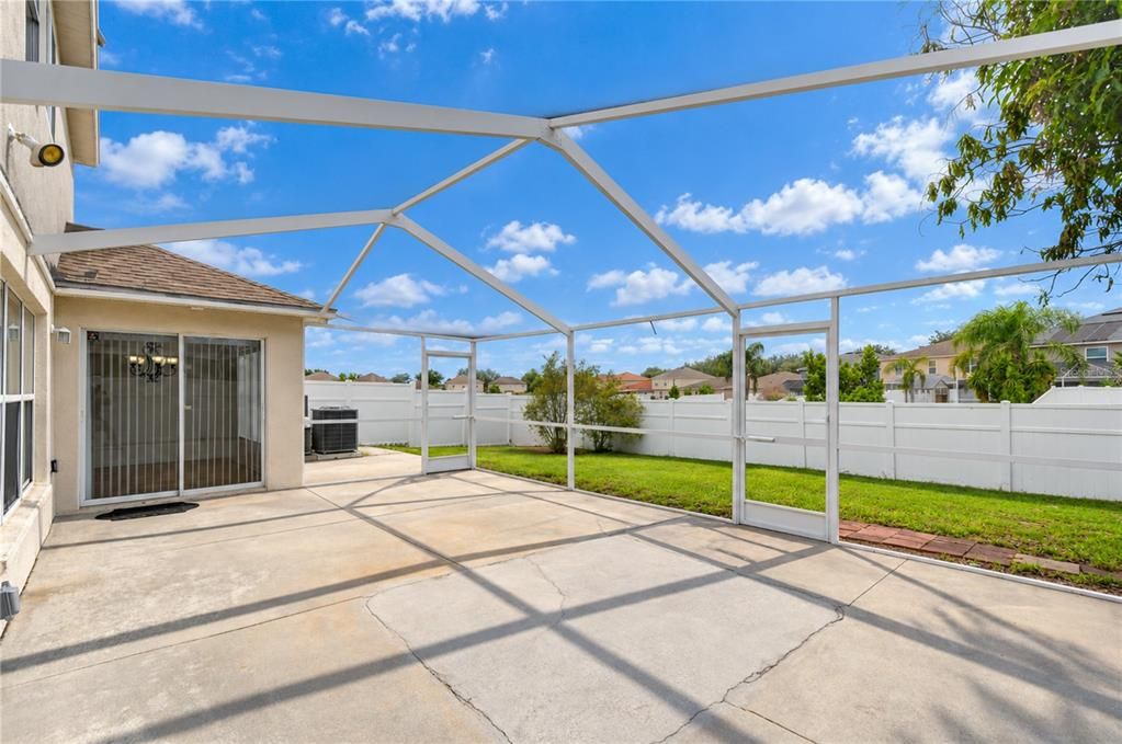En Venta: $400,000 (4 camas, 2 baños, 3134 Pies cuadrados)