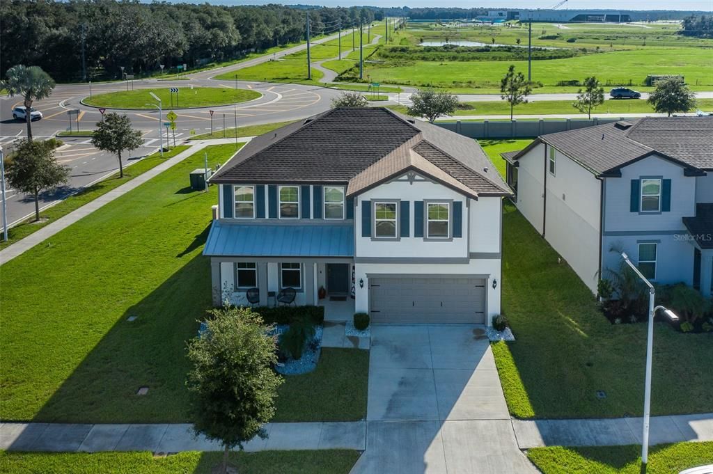 En Venta: $549,900 (4 camas, 3 baños, 2910 Pies cuadrados)