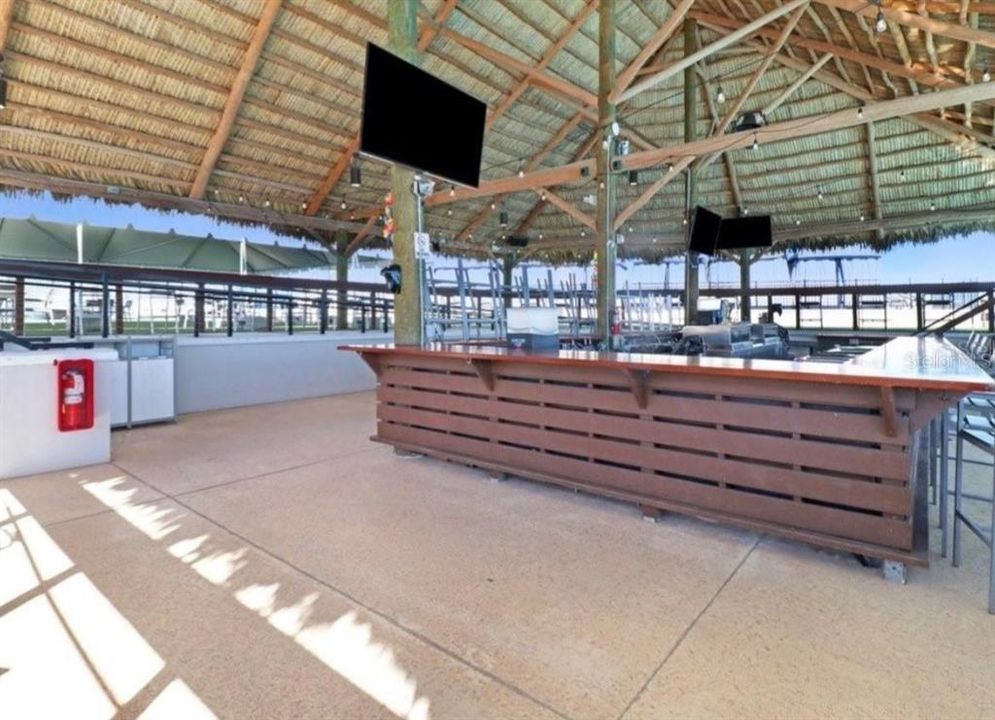 En Venta: $549,900 (4 camas, 3 baños, 2910 Pies cuadrados)
