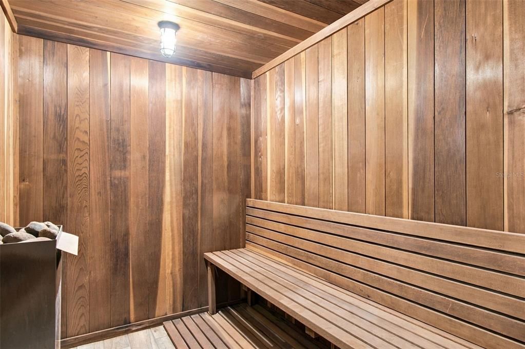 En Venta: $195,000 (2 camas, 2 baños, 1075 Pies cuadrados)