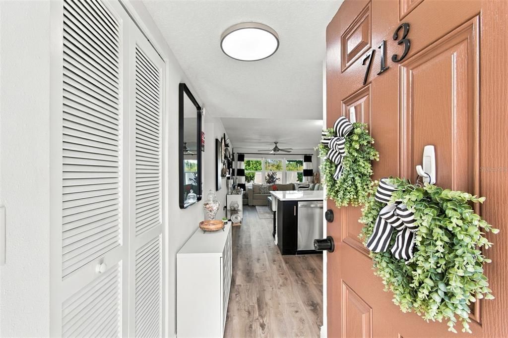 En Venta: $195,000 (2 camas, 2 baños, 1075 Pies cuadrados)