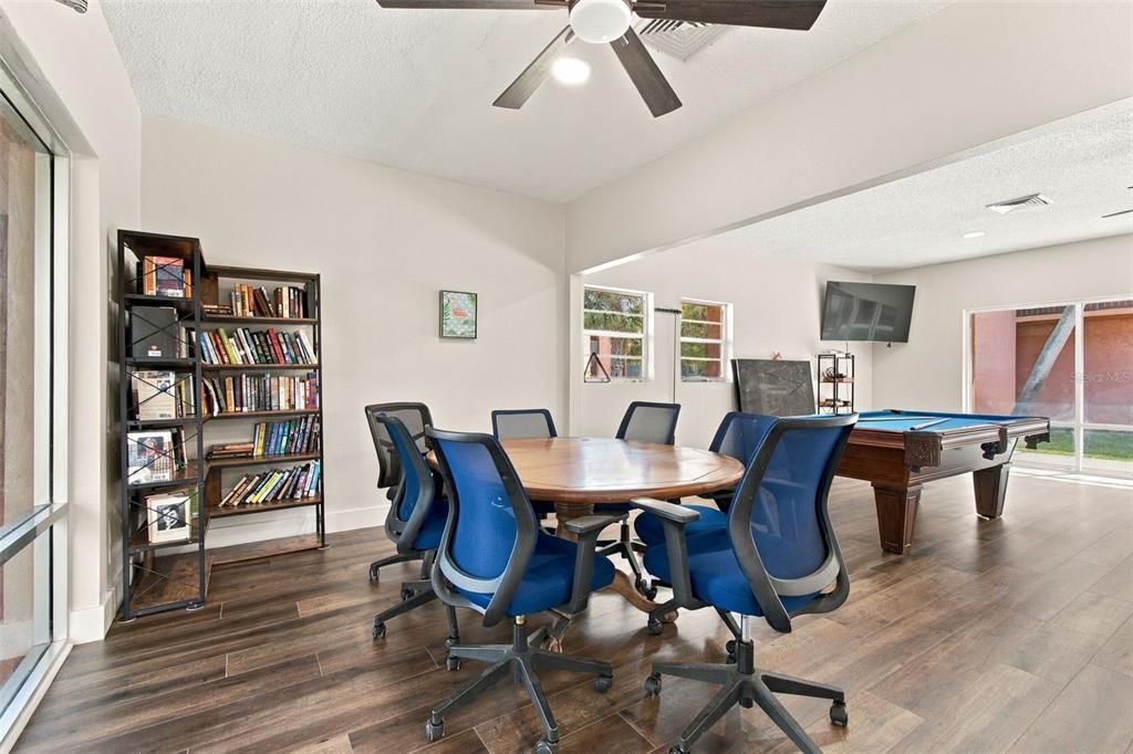 En Venta: $195,000 (2 camas, 2 baños, 1075 Pies cuadrados)