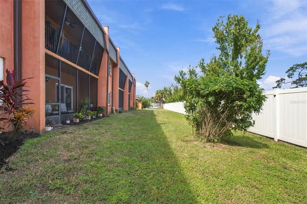 En Venta: $195,000 (2 camas, 2 baños, 1075 Pies cuadrados)